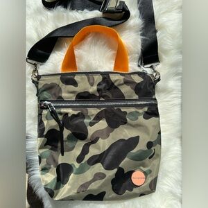 Shorty Love Amuse Camo Medium Crossbody Bag EUC